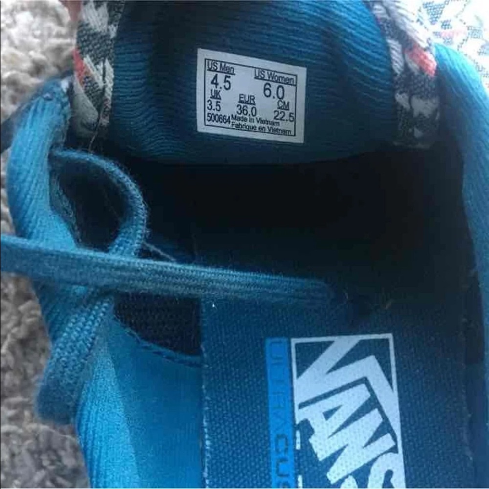 Vans ultracrush wonens 6 . Like new